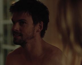 Eliza_Coupe_-_Casual_s01e06 (2015)