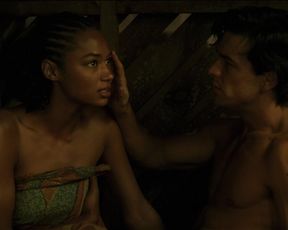 Berta Vazquez nude - Palmeras_en_la_nieve (2015)
