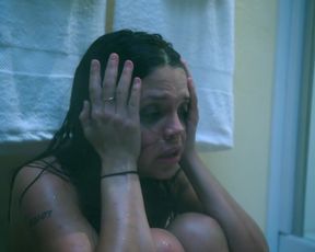 Vanessa Ferlito - Graceland s03e07 (2015) celeb sexy