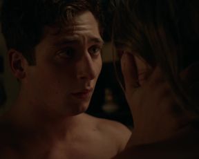 Emma_Greenwell_-_Shameless_s05e03 (2015)