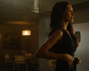India de Beaufort - Blood _ Oil s01e06 (2015) actress sexy