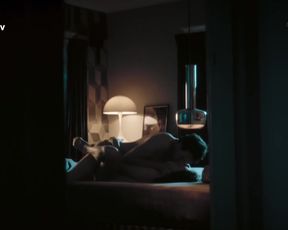 Katja Schuurman nude - Vlucht HS13 (2016) (Season 1, Episode 7)