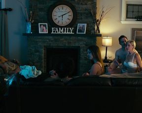 Lauren_Lee_Smith_-_How_to_Plan_an_Orgy_in_a_Small_Town (2015)