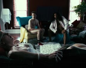 Lauren_Lee_Smith_-_How_to_Plan_an_Orgy_in_a_Small_Town (2015)