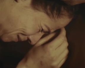 Nina Kleinhenz-Tratz, Anne Due - Neukoolln Wind (2016) Naked sexy videos