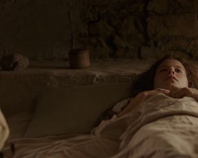 Irene Escolar - The Skin of the Wolf (2017) Naked actress in a sexy video