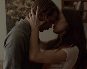 Jodi Balfour - Quarry s01e01 (2016) celebs nude video