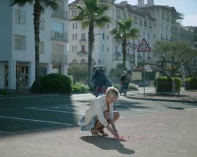 Coralie Russier nude - Marie salope (2017)