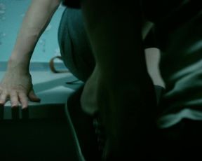 Carrie Coon - Leftovers s03e04 (2017) Naked actress in a movie scene