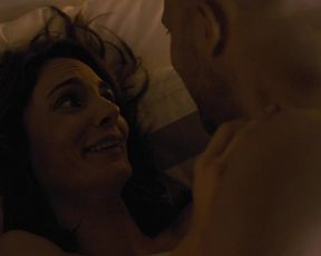 Annie Parisse - Friends from College s01e01 (2017) Nude TV movie scene