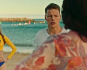 Alena Chehova, Zoya Berber - Devushki byvayut raznye (2019) Hot celebs scenes