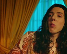 Alena Chehova, Zoya Berber - Devushki byvayut raznye (2019) Hot celebs scenes