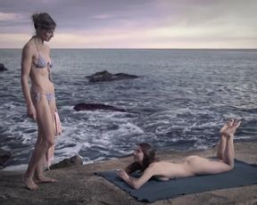 Joyce Bibring, Alexia Barlier nude - Noces Rouges (2018)  (Season 1, Episode 3)