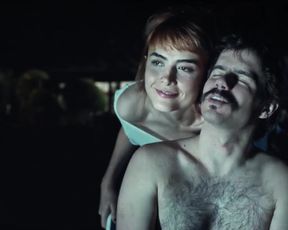 Paola Rodrigues, Maria Casadevall - A Ordem do Caos... Ou (2017) celebs topless scenes