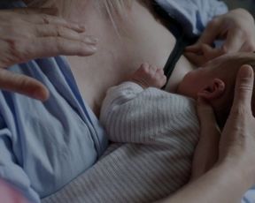 Catherine Frot, & other actresses - Sage femme (2017) Naked actress in a TV movie scene