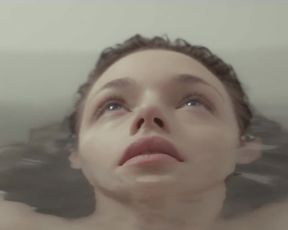 Eden Ducourant nude - Sweet Babylon (2018)