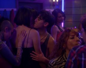 Michelle Badillo, Every Heart - Vida s03e03 (2020) Hot nude scene