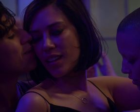 Michelle Badillo, Every Heart - Vida s03e03 (2020) Hot nude scene