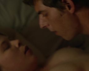 India Hair - Rester vertical (2016)Explicit nude of staging scene