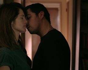 Liz Solari, and other - Estocolmo s01e09-10 (2016) celeb hot scene