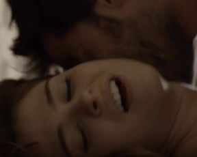 Michelle Batista, Aline Jones nude - O Negocio (2018)  (Season 4, Episode 1)