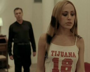 Irene Montala, Rakel Gonzalez-Huedo - Fausto 5.0 (2001) Censorship scene