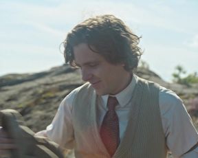 Karin Franz Koerlof - Den allvarsamma leken (2016) celebrity hot scene