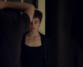 Katia Miran - Aucun regret (2016) Naked movie scene