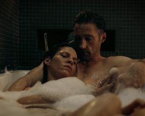 Jasmin Gerat sexy - Der Gutachter - Ein Mord zu viel (2017)