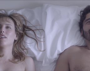 Natalia de Molina - Kiki, el amor se hace (2016) Naked actress in a movie scene