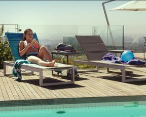 Joey King - The Kissing Booth (2018) celeb topless scenes