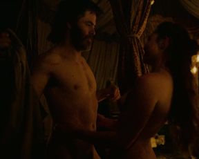 Florence Pugh - Outlaw King (2018) Naked actress in a sexy video
