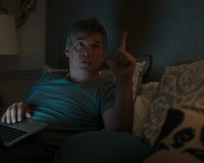 Emily Bett Rickards, Jana Winternitz, Aschleigh Jensen - Funny Story (2018) celebs hot movie scene