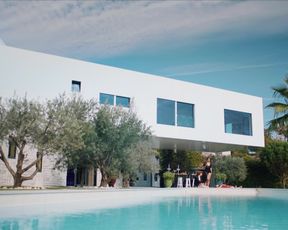 Susan Radder, Daphne Wellens, Julia Akkermans, and other - Women of the Night (Keizersvrouwen) s01e05-06 (2019) sexy hot scene