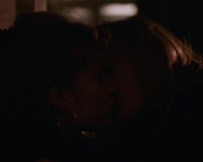 Nadia Tereszkiewicz, Valeria Bruni-Tedeschi, Juliet Doucet - Seules les betes (2019) celeb lesbian scenes