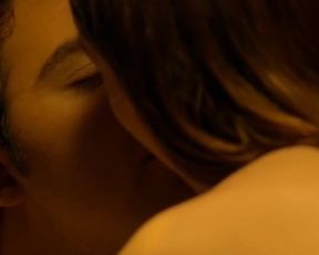 Ines De Tavira, Gloria Toba, Tato Alexander - El Alien y yo (2016) Nude "topless" scene