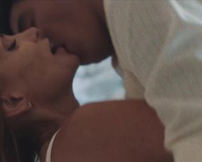 Susie Carla, Veronica Bloom, Brenda Marie Davies sexy - One In A Million (2016)