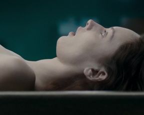 Olwen Catherine Kelly - The Autopsy of Jane Doe (2016) celeb hot movie scene