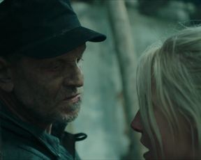 Linda Lapinsh - Igra na vyzhivanie s01e02 (2020) Naked sexy video