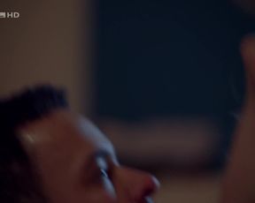 Iris Mareike Steen - Gute Zeiten, schlechte Zeiten e6029 (2016) Naked actress in a movie scene