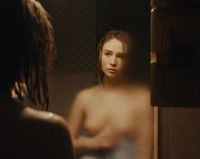 Zofia Wichlacz naked - Rojst (2018) (Season1,Episode2)