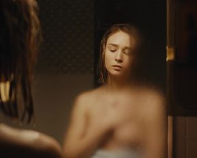 Zofia Wichlacz naked - Rojst (2018) (Season1,Episode2)