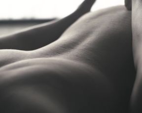 Dominika Sakowicz - Erotyk (2017) Naked movie scene