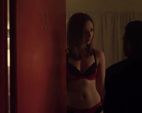 Najarra Townsend, Brenda Pond, Mary Carey, Yuri Naruse - Wolf Mother (2016) celebrity naked