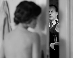 Lena Munchow, Lisa Charlotte Friederich - Fritz Lang Der Andere in uns (2016) Naked movie scene