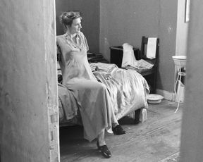 Lena Munchow, Lisa Charlotte Friederich - Fritz Lang Der Andere in uns (2016) Naked movie scene