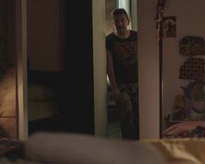 Dolo Beltran - Res no tornara a ser com abans (2015) Naked "topless" scene