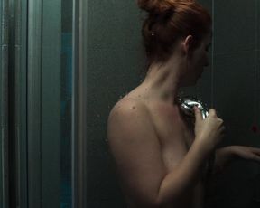 Anna Fixova nude - Vysoka hra s01e02 (2020)