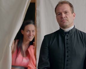 Zsuzsanna Ripli - A mi kis falunk s04e01 (2020) Naked actress in a movie scene