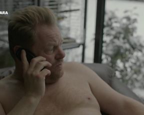 Margo Verhoeven, Saskia Temmink - Van God Los s04e02 (2017) Naked actress in a movie scenes